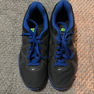 Men’s Nike shoes